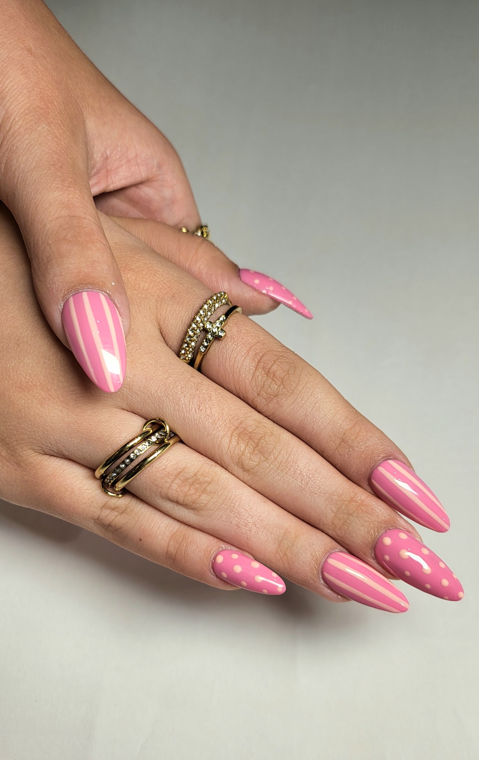 Glamour Nail Spa logo